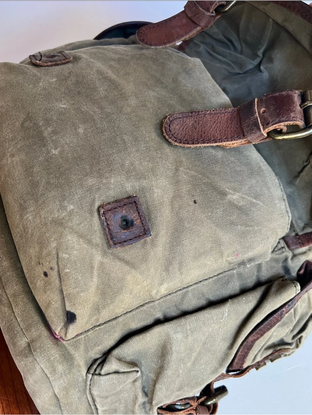 Western Leather Goods lone horse Distressed Canvas Leather Rucksack Backpack